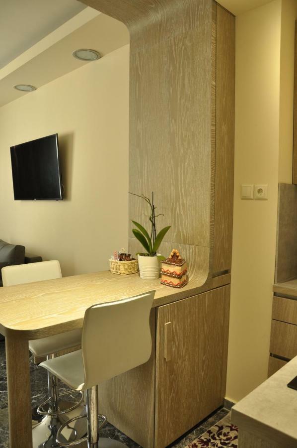 Agias Sofias Street Luxurious Studio Thessaloniki Exterior photo