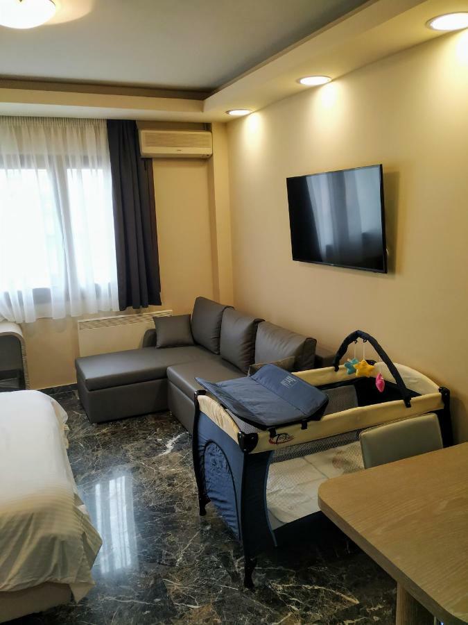Agias Sofias Street Luxurious Studio Thessaloniki Exterior photo